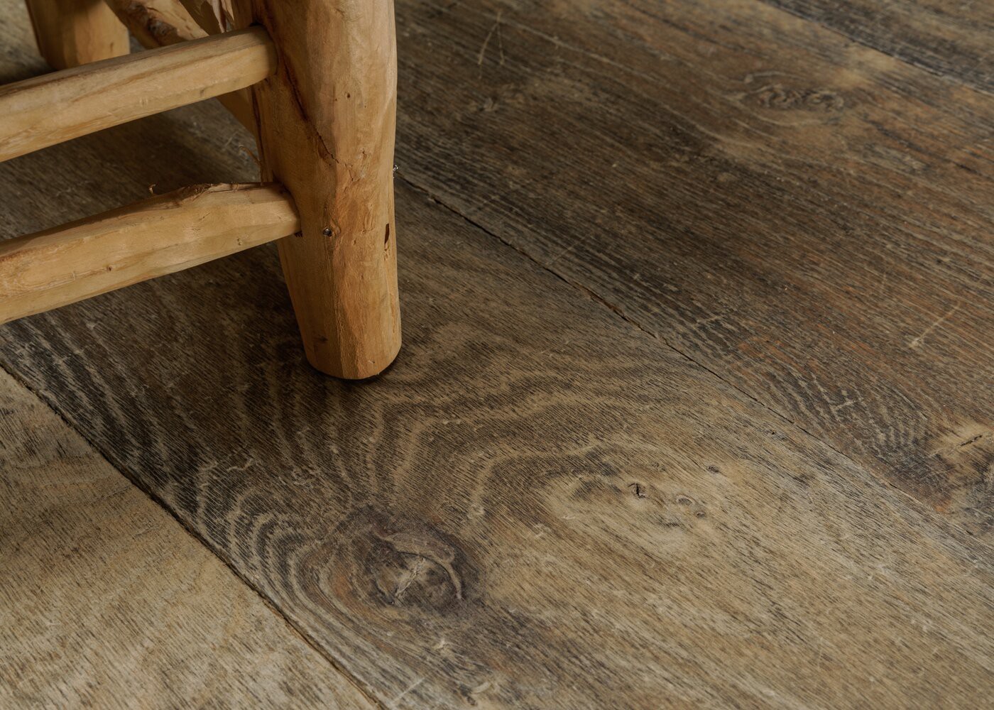 Parquet chêne massif NEWPORT vieilli huile aqua 15x90x1700-2700