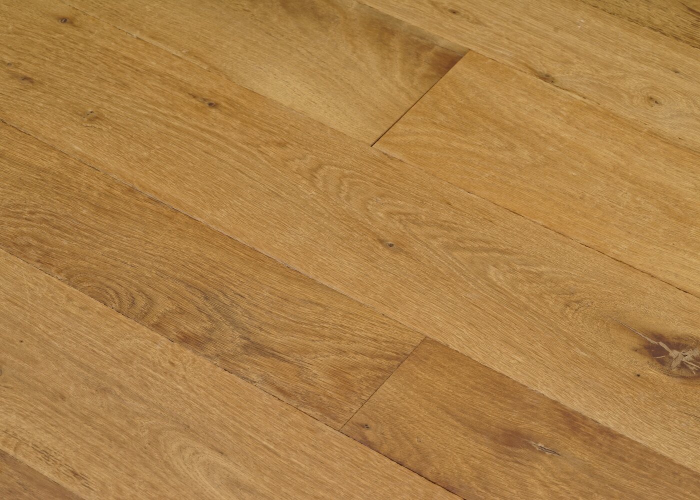 Parquet chêne massif GONAVE vieilli huile cire 15x120-200x1800-2700x140-220x1800-2700