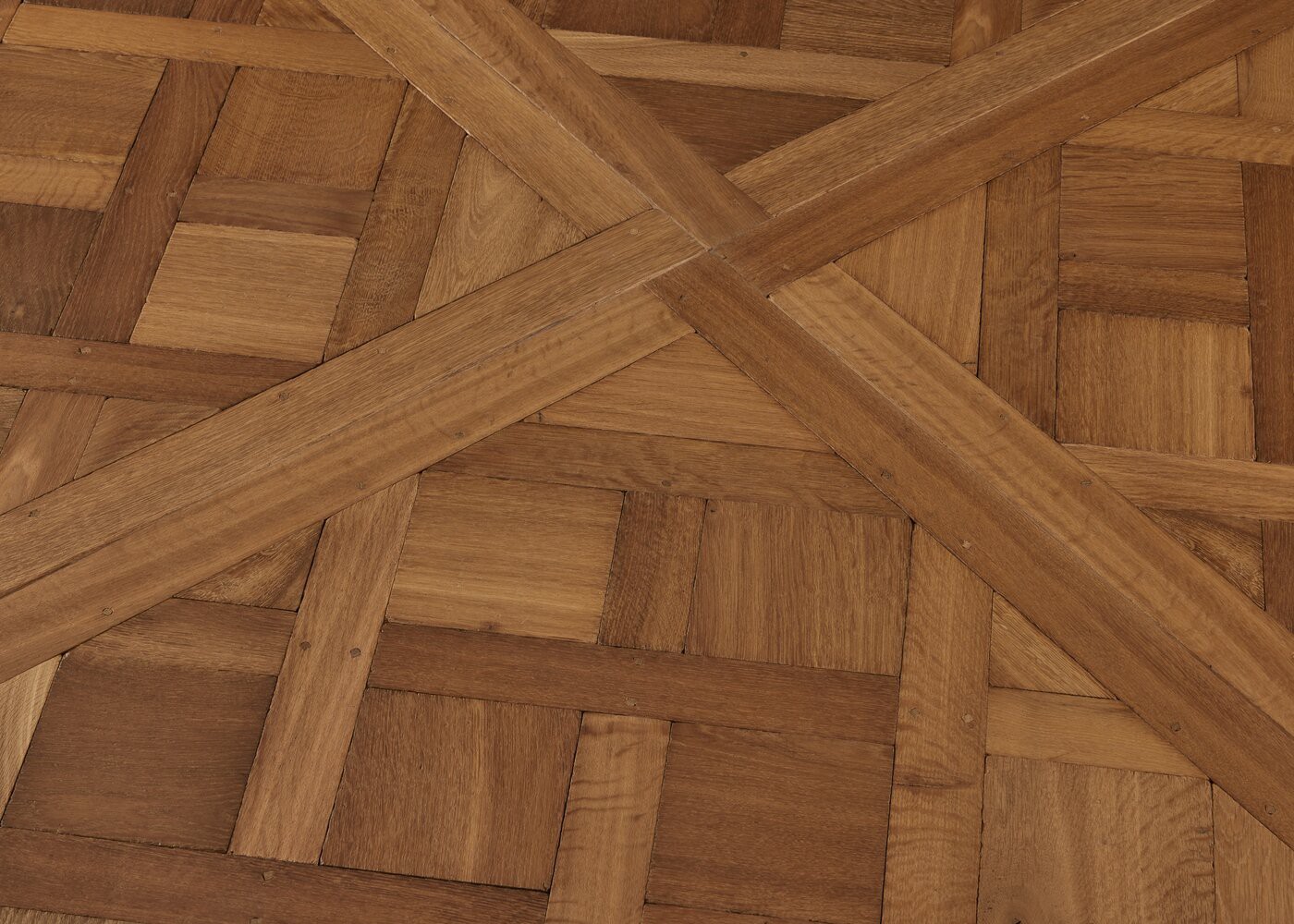 Dalle Versailles chêne massif SYRACUSE vieilli huile cire 15x1020x1020
