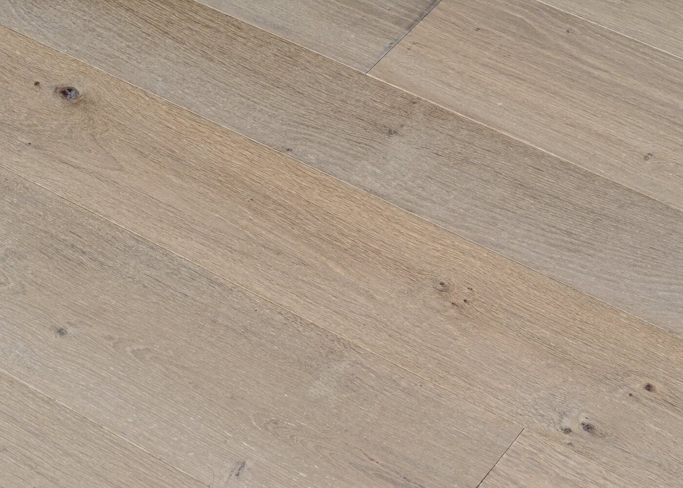 Parquet chêne massif CADIX Elégance vieilli huile cire 14x110x500-2000