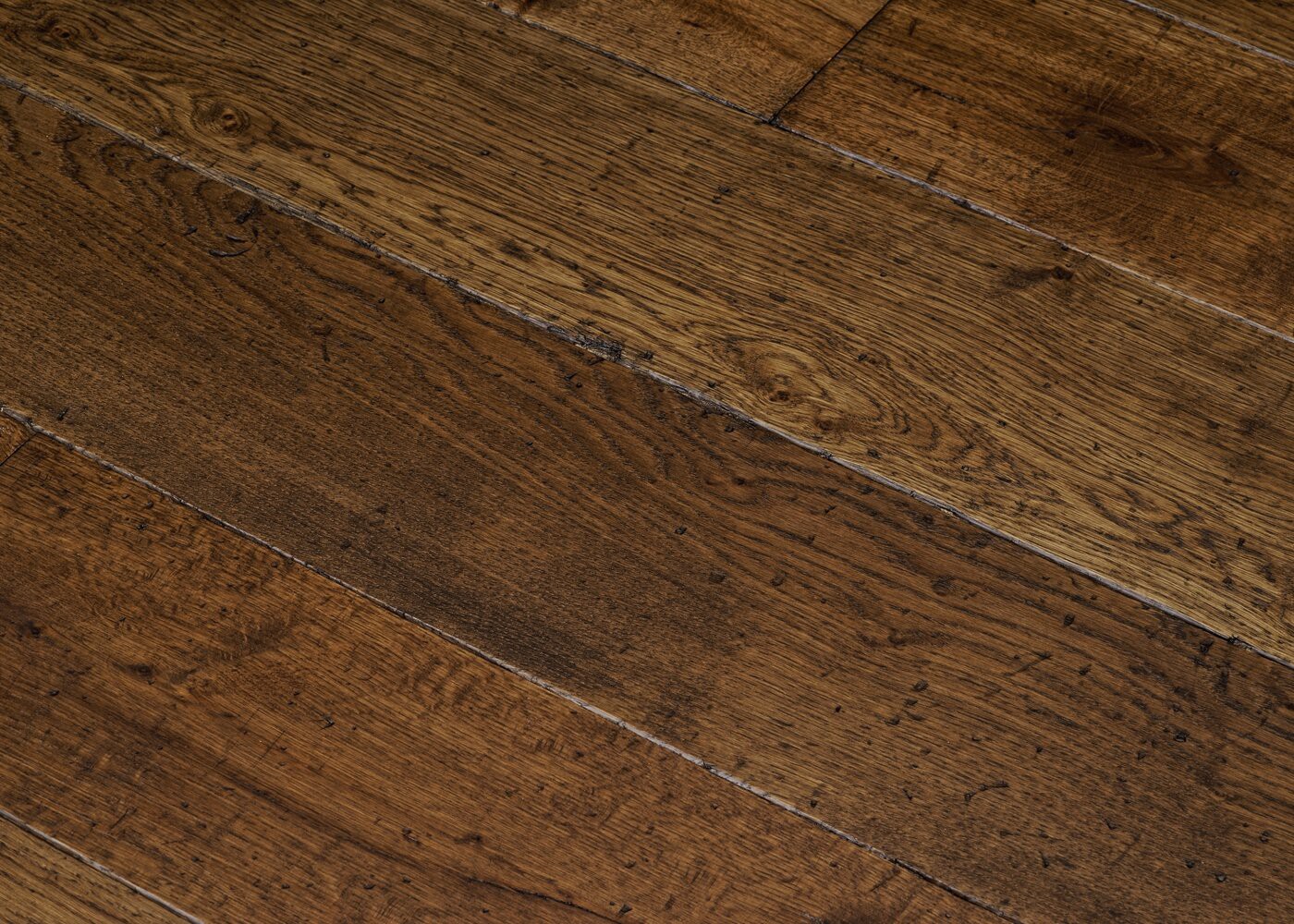 Parquet chêne massif OTTAWA Elégance vieilli très accentué huile cire 14x110x500-2000