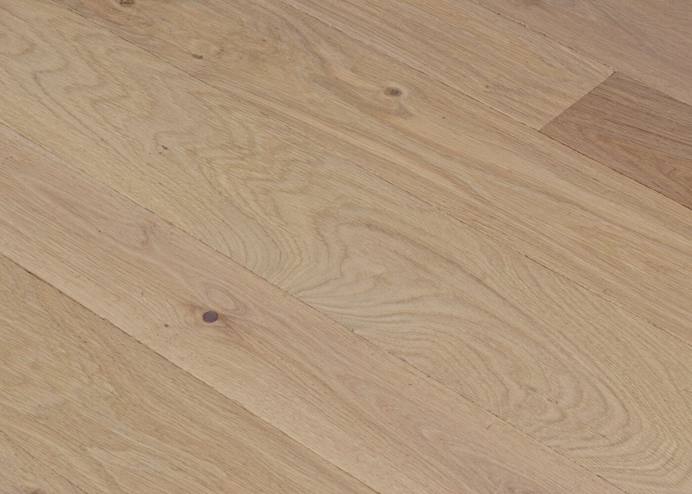 Parquet chêne massif GRENADE Elégance vieilli vernis aqua 14x110x500-2000