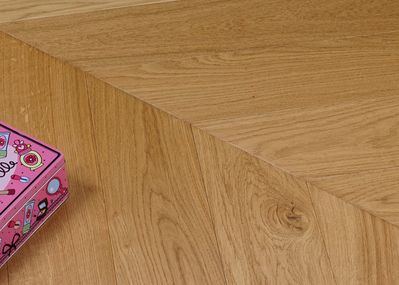 Parquet chêne contrecollé SAINT SULPICE Point de Hongrie Matière 14x139x789(PàP)