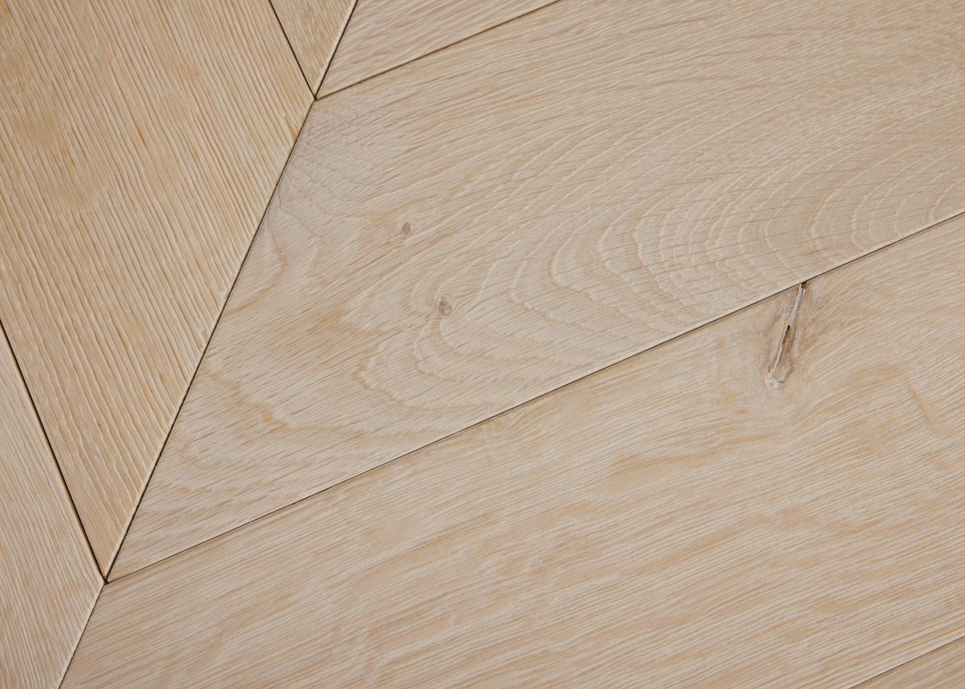 Parquet chêne massif PALMA Point de Hongrie brossé GO2 huile aqua 15x120x650(PàT) 45°