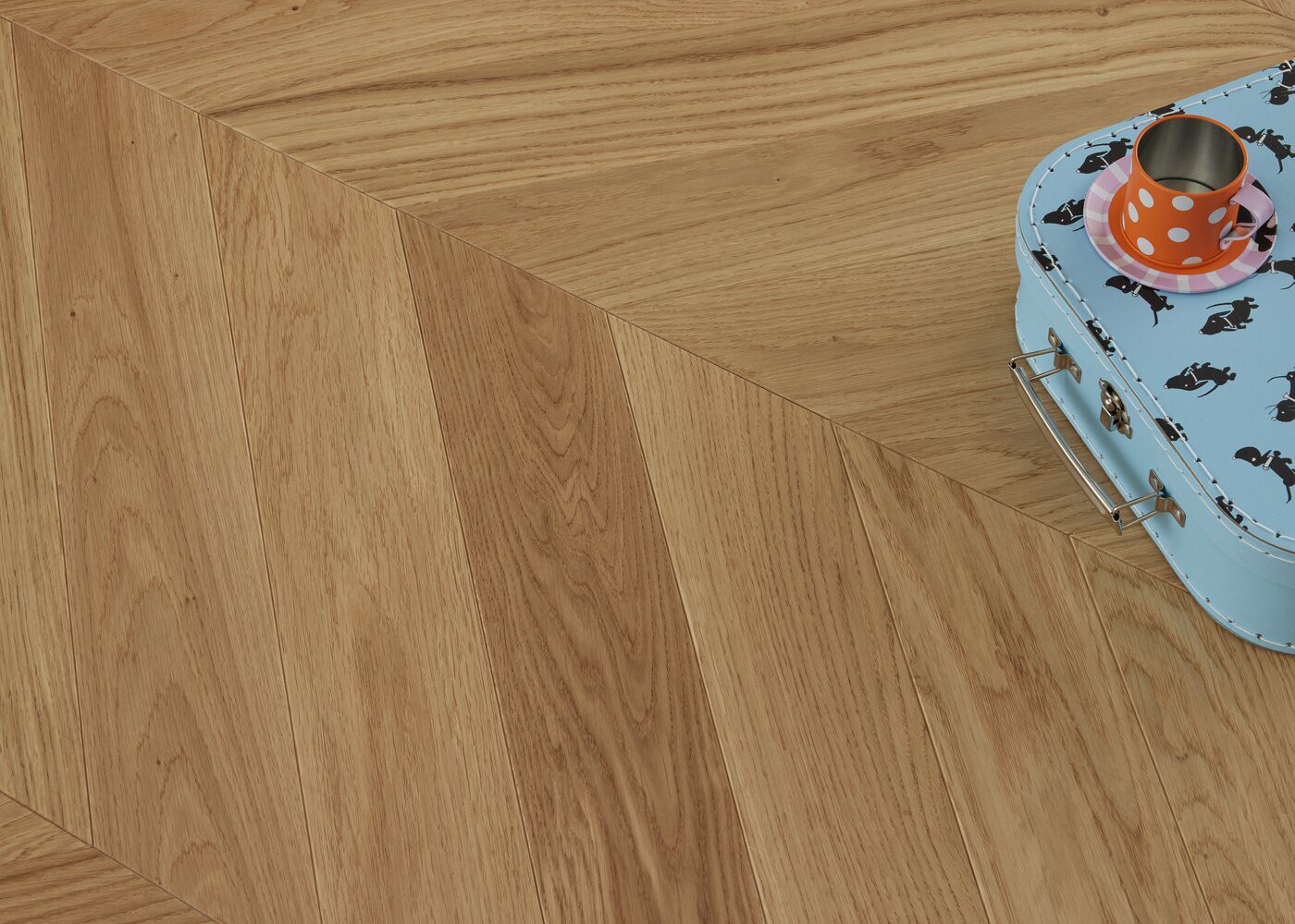 Parquet massif point de hongrie Chêne go4 pr/bis brossé vernis mat teinte grenelle - angle 45° - pointe à talon 600 mm PRBis Grenelle 15x90x600 (PàP)