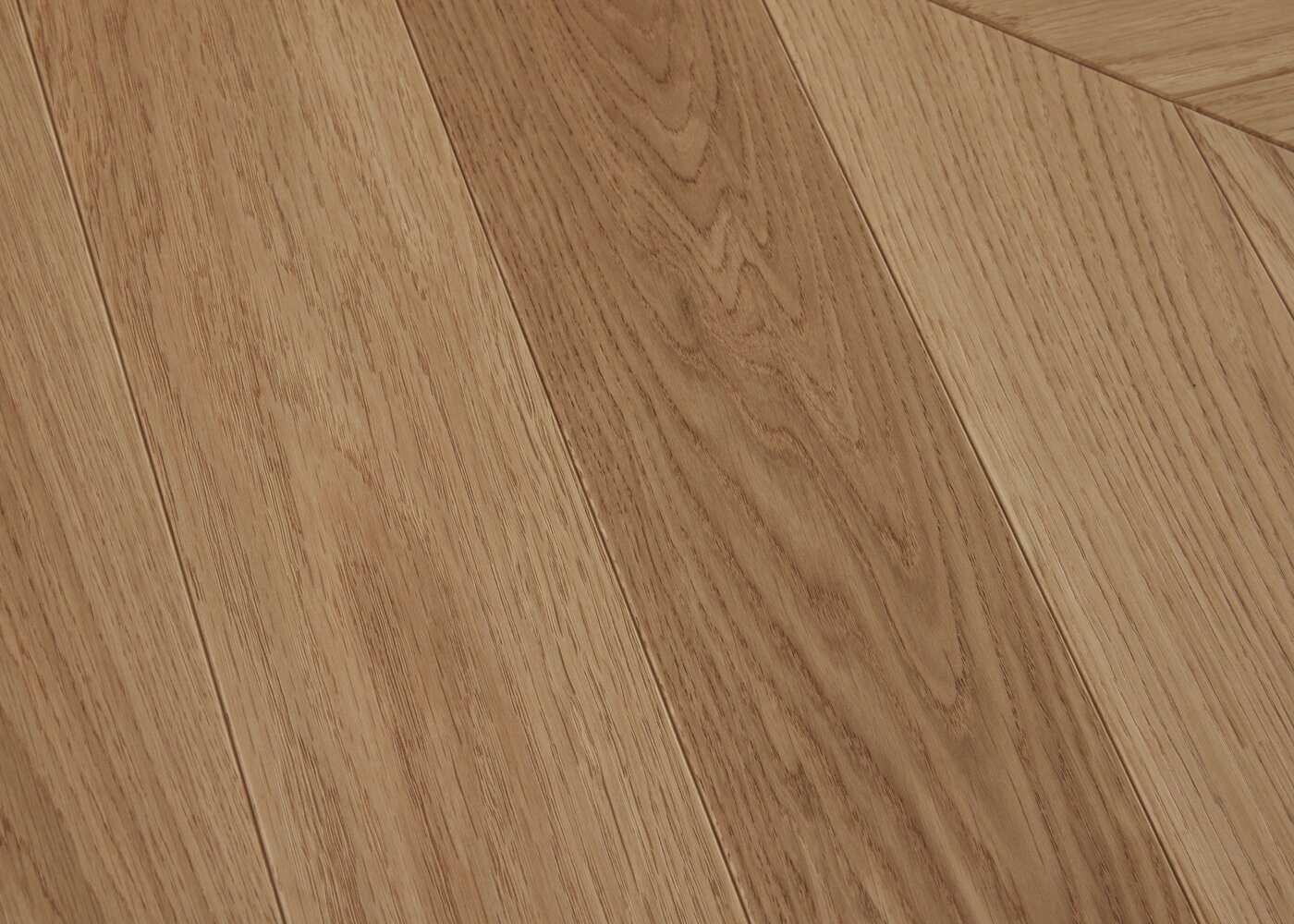 Parquet massif point de hongrie Chêne go4 pr/bis brossé vernis mat teinte grenelle - angle 45° - pointe à talon 600 mm PRBis Grenelle 15x90x600 (PàP)