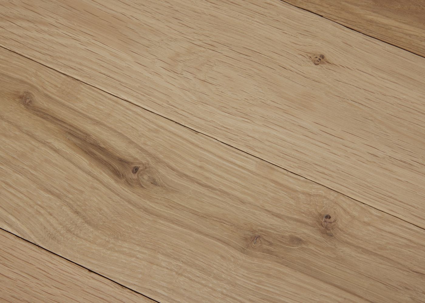 Parquet chêne massif GRENADE Elégance vieilli vernis aqua 14x110x500-2000