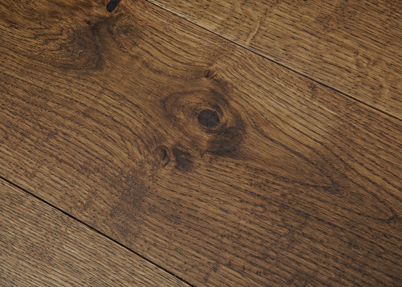 Parquet chêne massif OTTAWA Elégance vieilli très accentué huile cire 14x110x500-2000