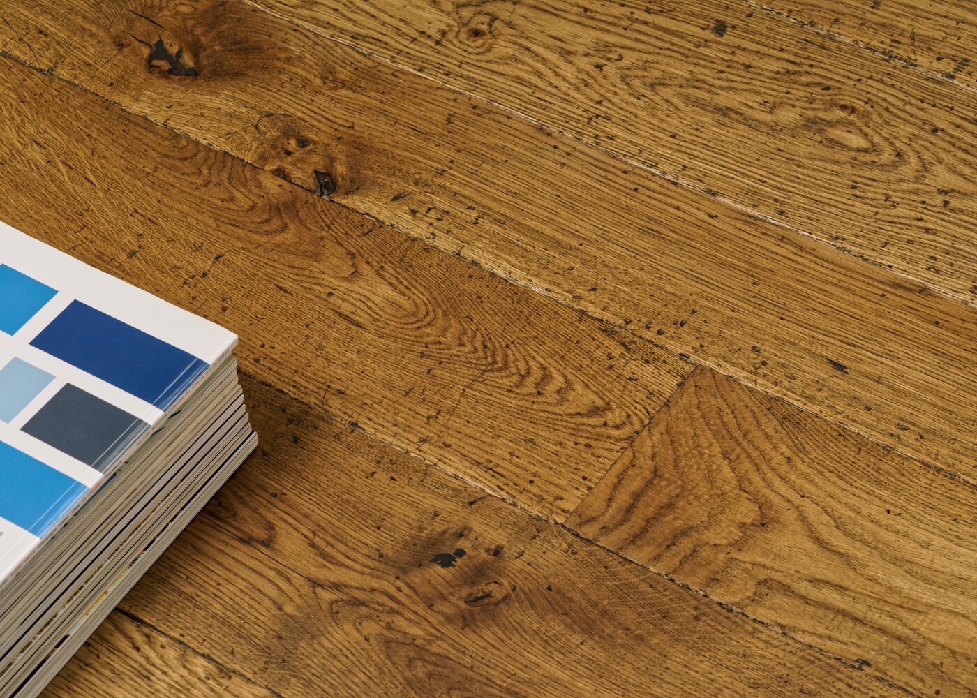 Parquet chêne massif SIDNEY Elégance vieilli très accentué huile cire 14x110x500-2000