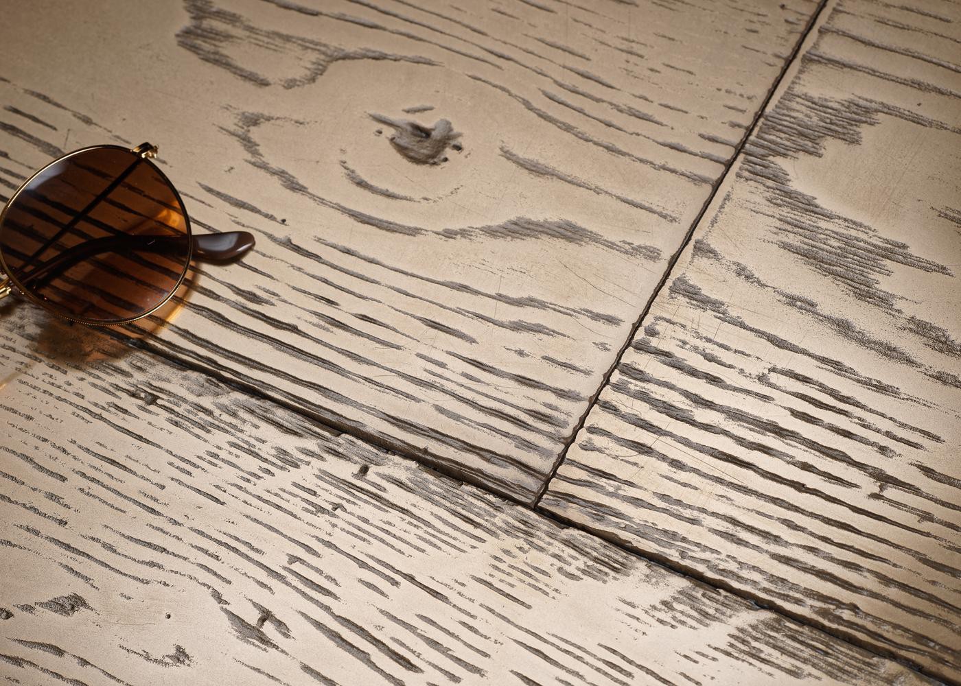 Parquet chêne contrecollé G2 Métal GOLD PEFC brossé vieilli 15x160x1200-2300