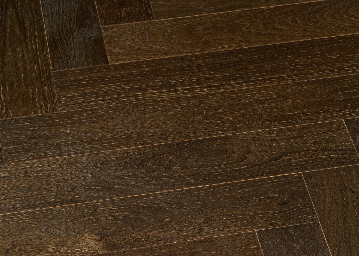 Parquet chêne contrecollé REUILLY Bâton Rompu brossé huile UV Elégance support HDF 12x92x610