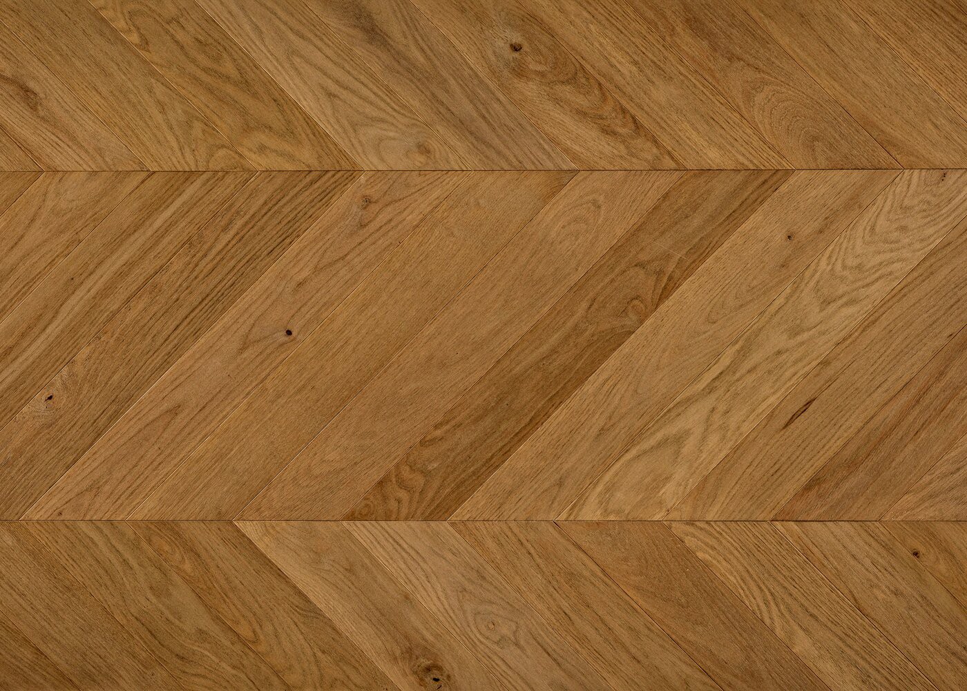 Parquet ch&ecirc;ne contrecoll&eacute; TREMEZZO Point de Hongrie bross&eacute; huile UV El&eacute;gance support HDF angle 45&deg; 12x92x600