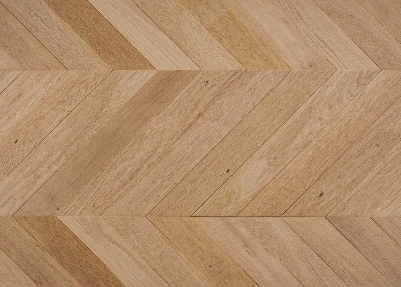 Parquet chêne contrecollé UTOPIA Point de Hongrie brossé vernis mat Elégance support HDF angle 45° 12x92x600