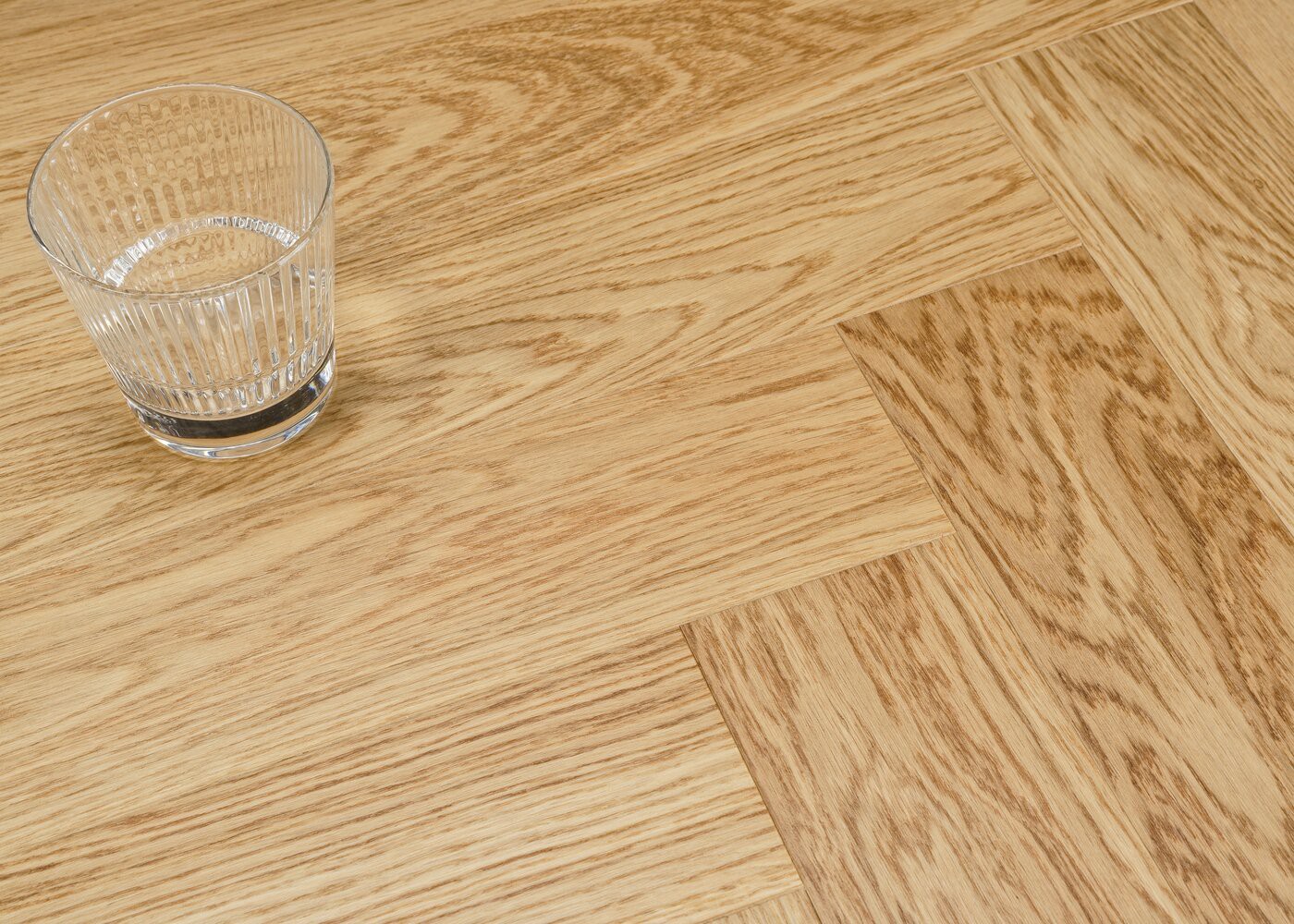 Parquet chêne contrecollé SALZBOURG Bâton Rompu brossé vernis mat Select support HDF 12x92x610