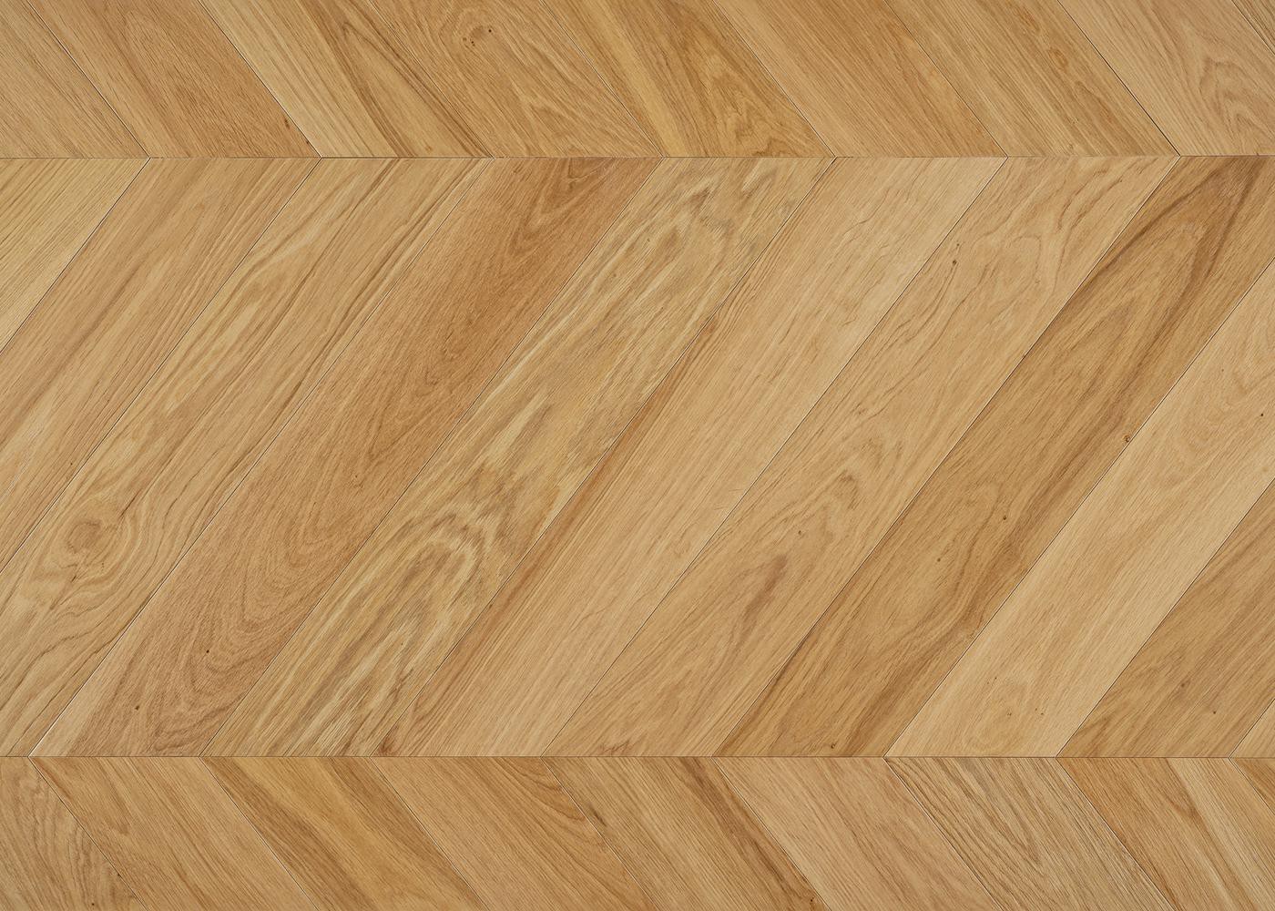 Parquet chêne contrecollé LIVOURNE Point de Hongrie brossé huile UV Select support HDF angle 45° 12x92x600