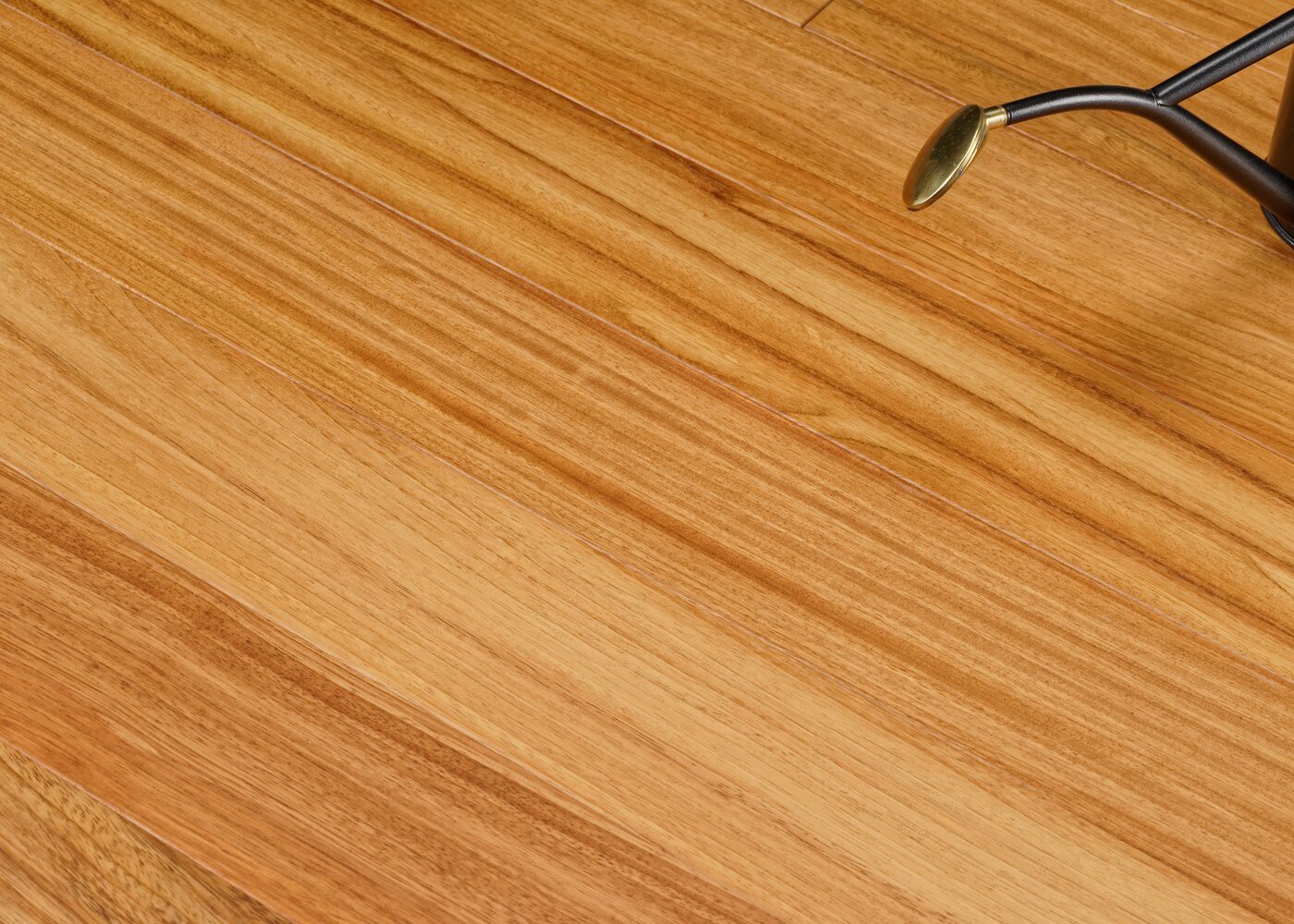 Parquet Doussié massif Premier G04 huilé 14x90x350-1200