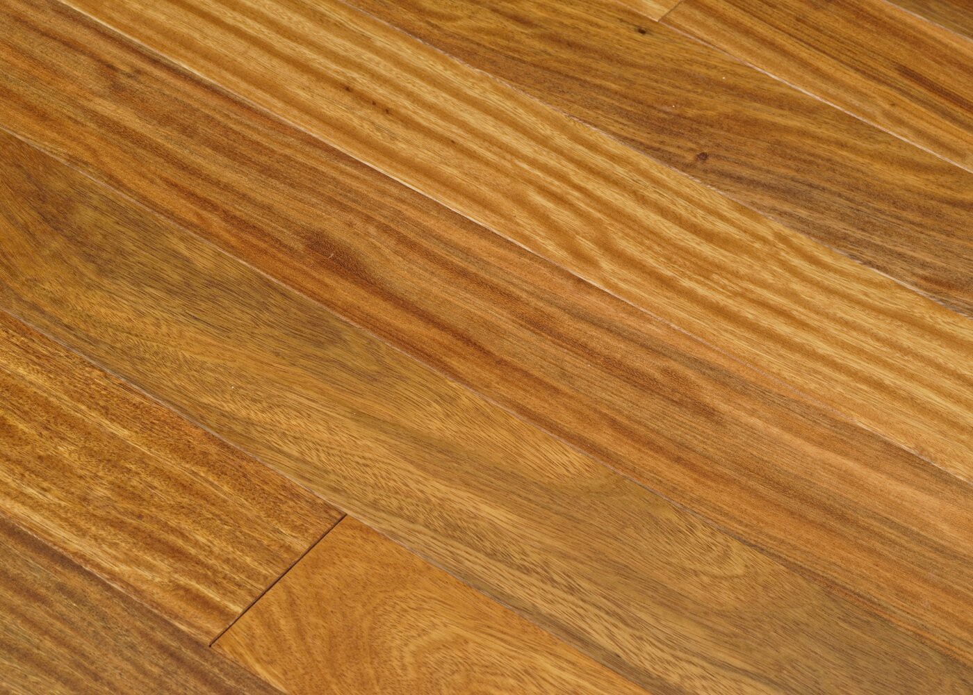 Parquet Elondo massif Premier G04 huilé 19x115x500-2400