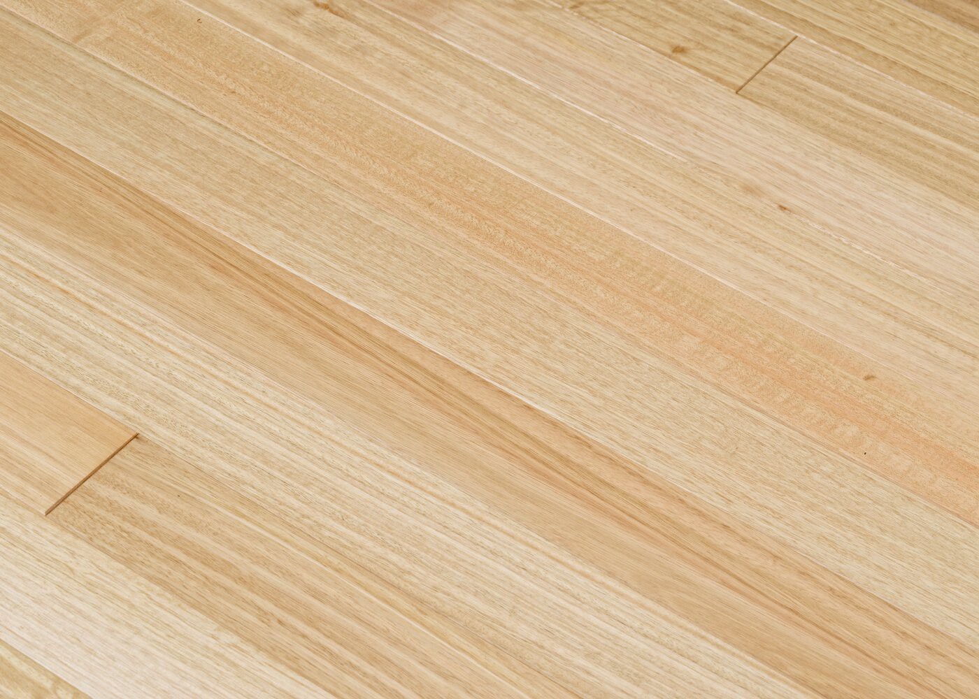 Parquet Eucalyptus massif PRBis G04 huilé 17x75