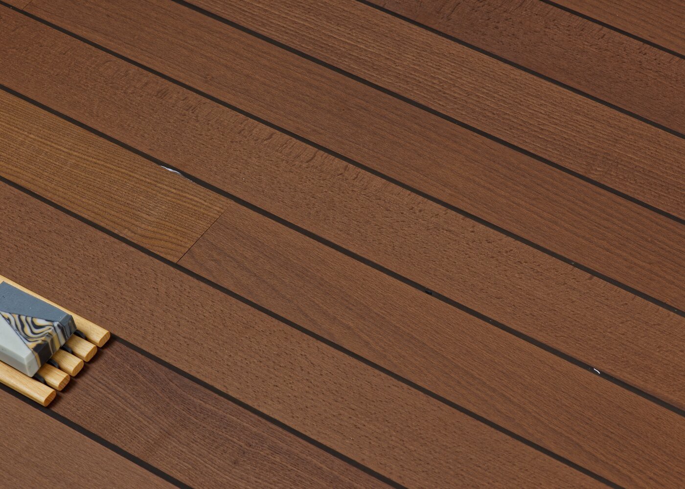 Parquet hêtre massif thermochauffé - Pont de Bateau - Elégance NF 14x90x600-2000