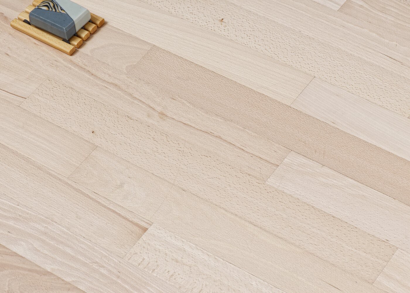 Parquet hêtre massif Brut Premier NF 23x110x600-2000