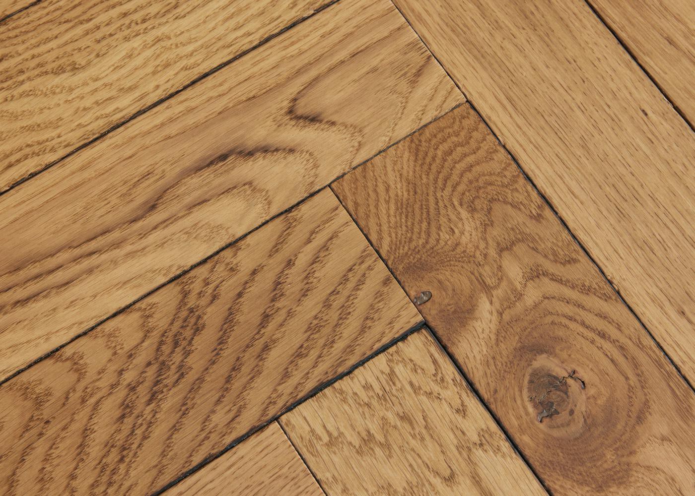 Parquet chêne massif COLBERT Bâton rompu Elégance vieilli 14x70x450
