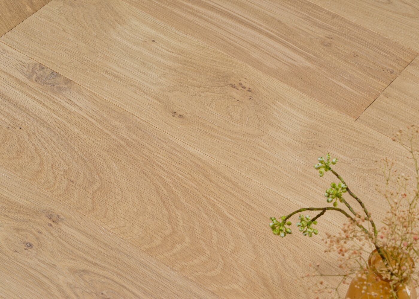 Parquet chêne massif PALAIS ROYAL brossé vernis mat Campagne NF 23x180x500-2400