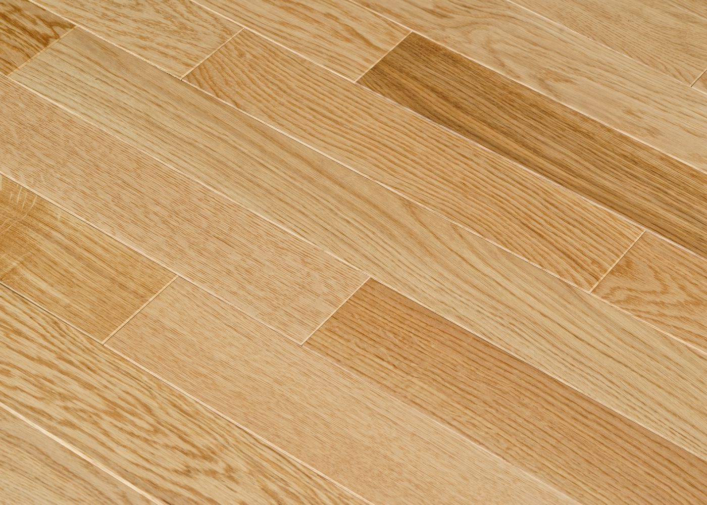 Parquet massif chêne Vernis Satiné Premier GO4 10x70