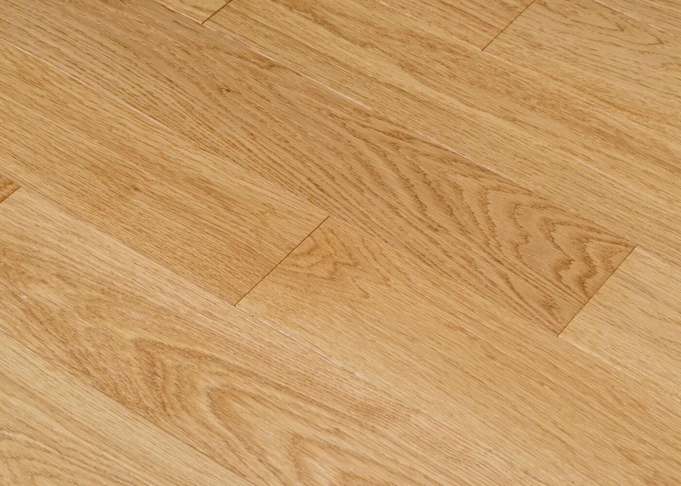 Parquet ch&ecirc;ne massif RASPAIL bross&eacute; vernis mat Premier NF 14x130x400-1600
