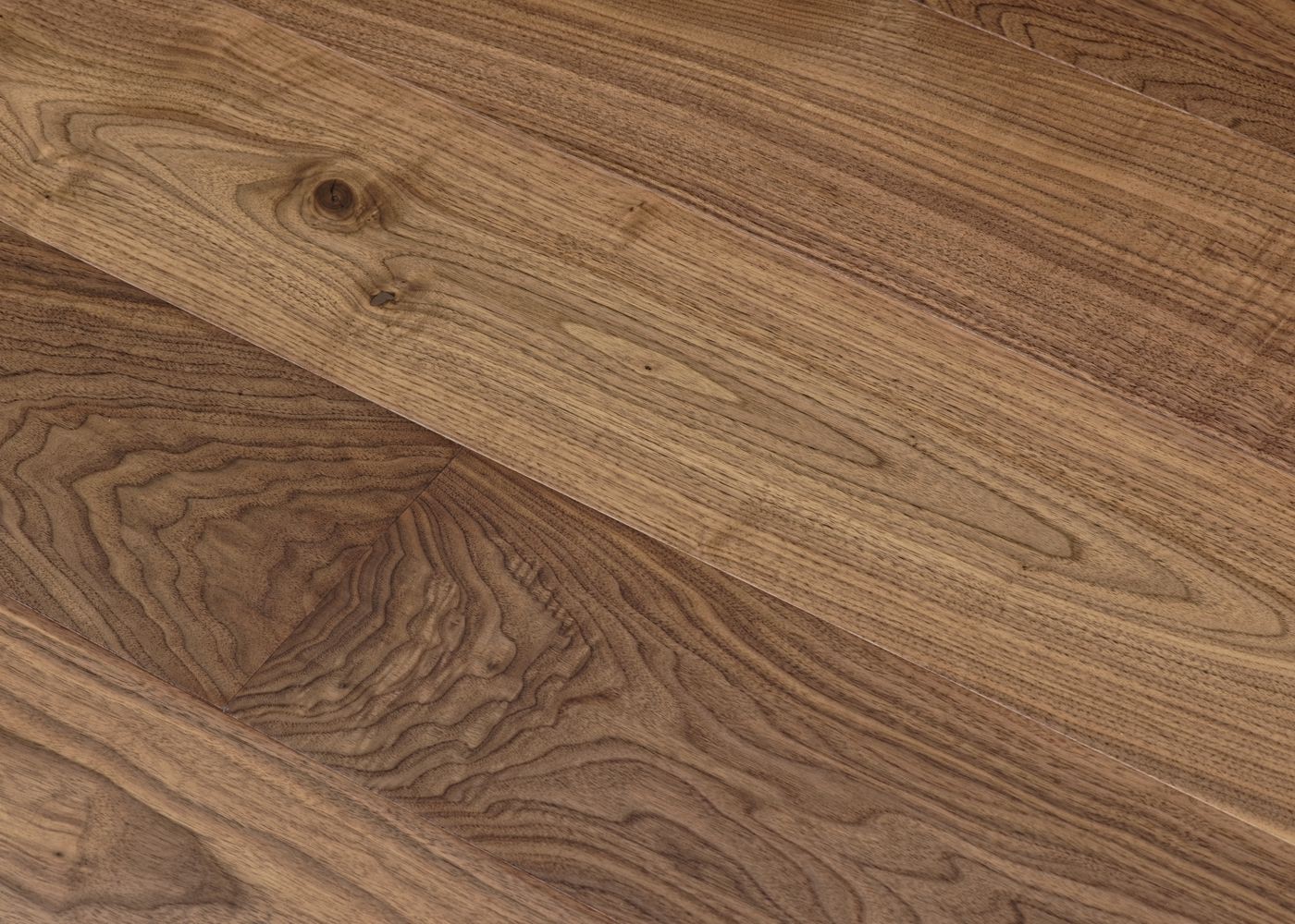Parquet Noyer US contrecollé PRBis avec aubier vernis mat 14x139x2000
