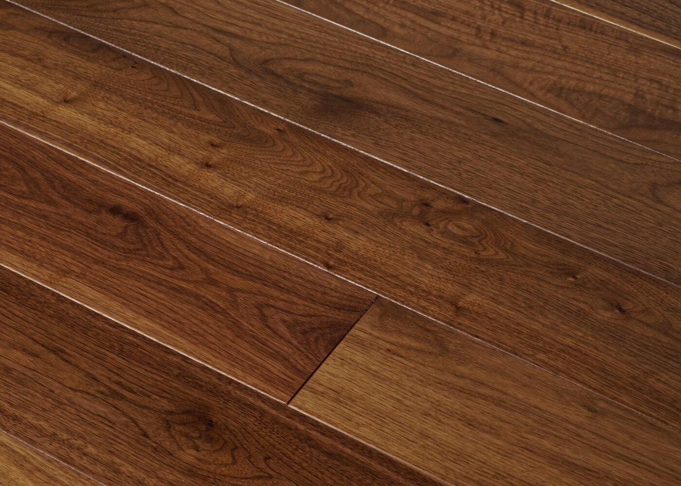 Parquet Noyer US contrecollé PRBis avec aubier vernis satiné 14x139x500-2000