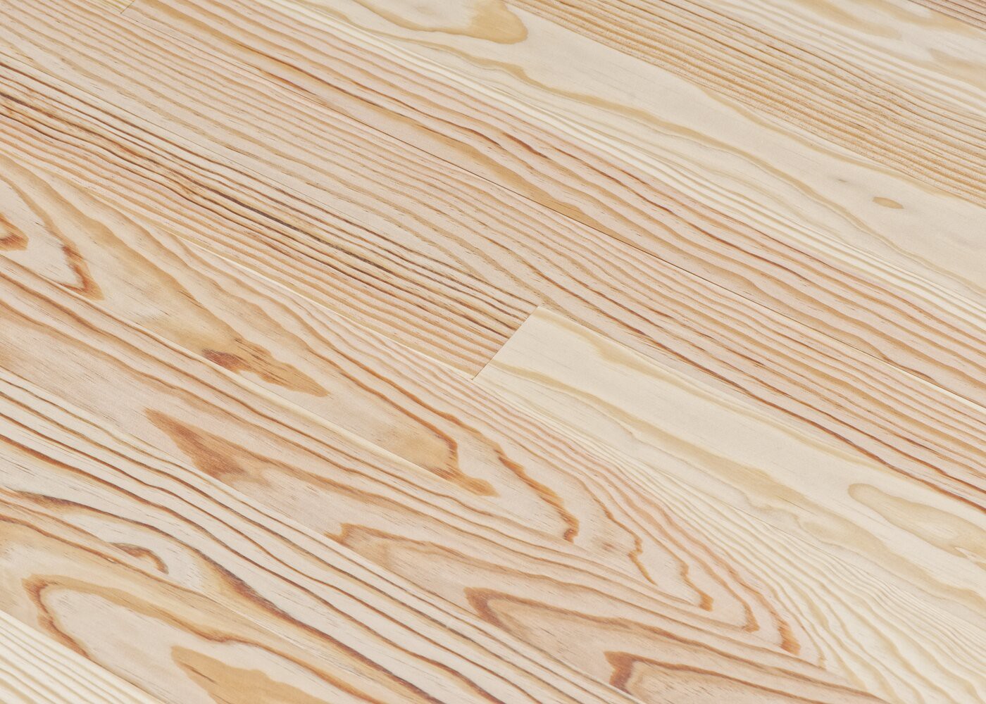 Parquet Pin massif brut G0 sans noeud 21x100x2000