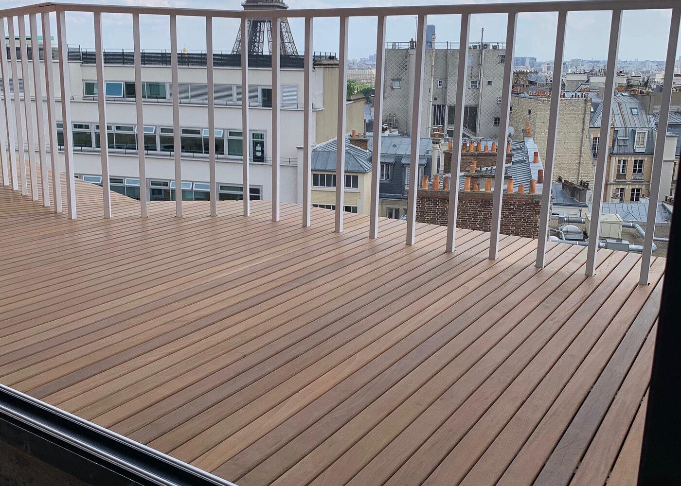 Lame de terrasse Ip&eacute; fixation invisible 1 face lisse - rainure et languette bout Lisse 21x100x800-2100