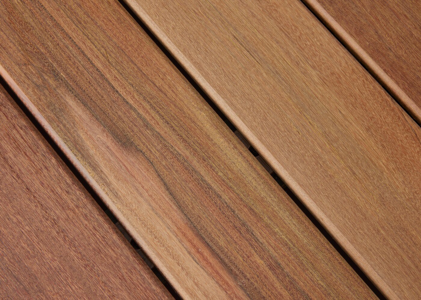 Lame de terrasse Ip&eacute; fixation invisible 1 face lisse - rainure et languette bout Lisse 21x100x800-2100