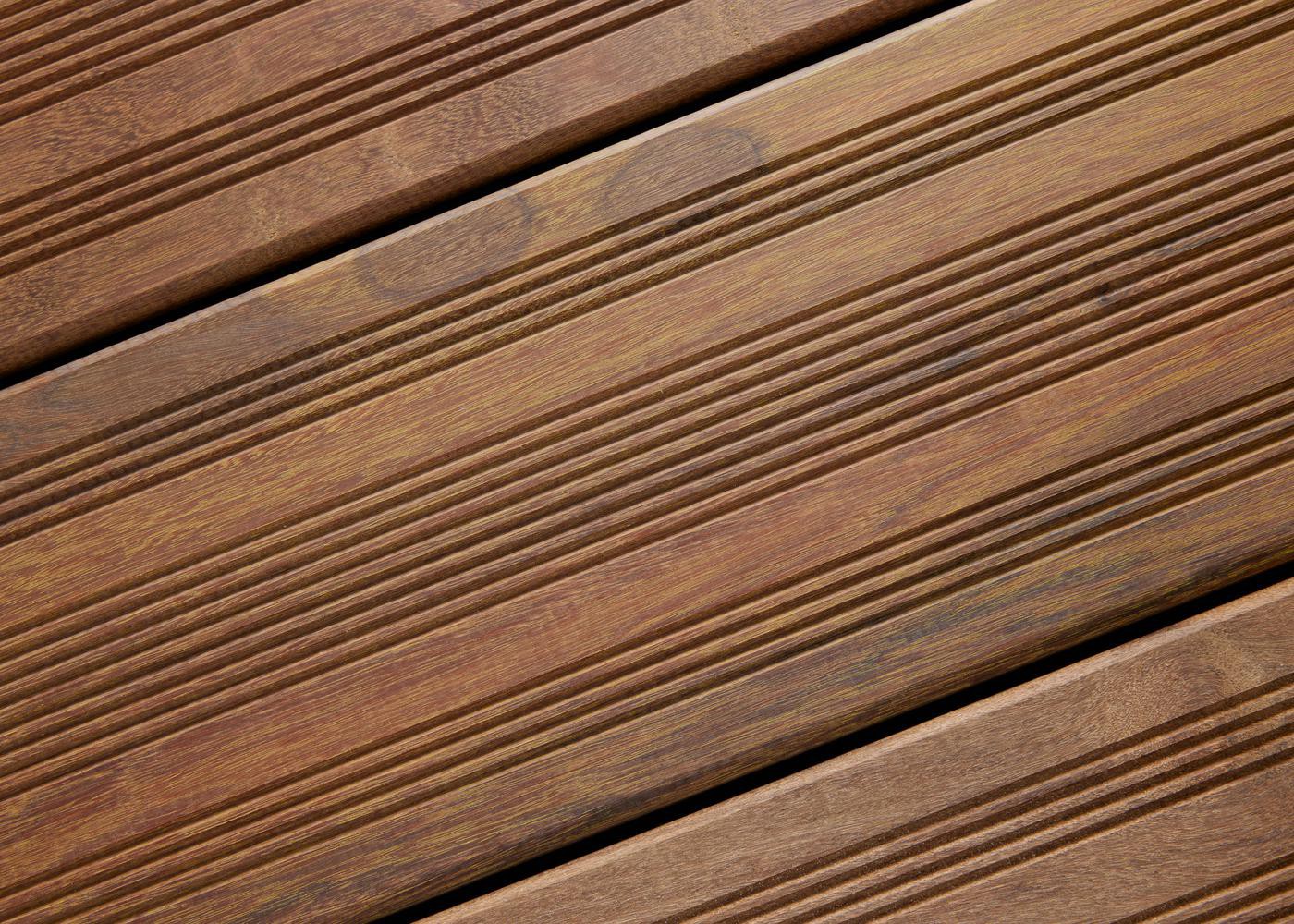 Ipé choix courant fixation invisible 1 face striée 3 Peignes - rainure et languette en bout 21x145x800-2100