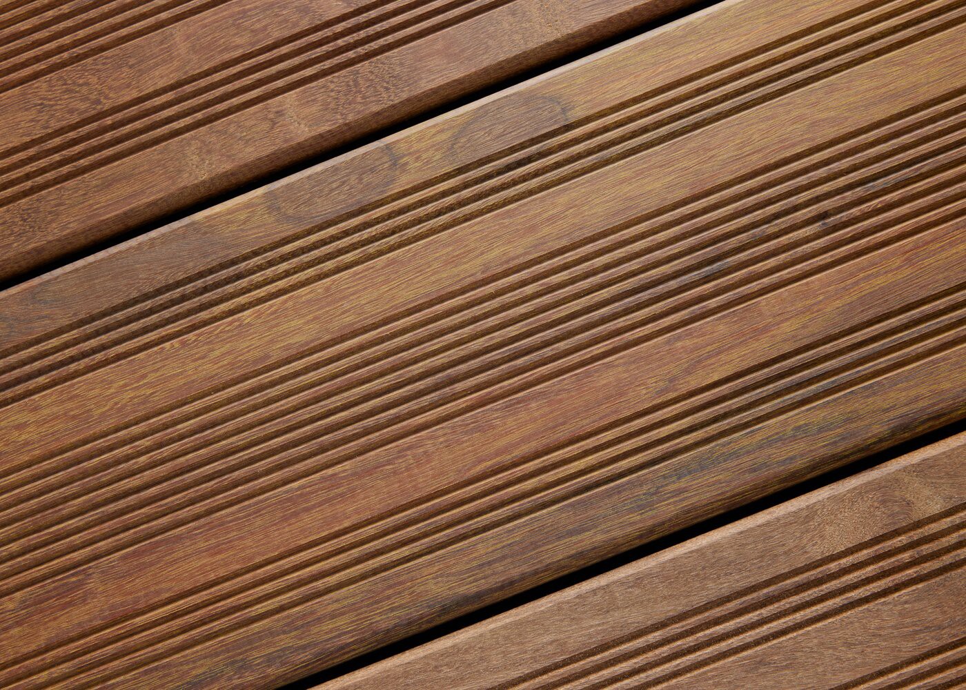 Ip&eacute; choix courant fixation invisible 1 face stri&eacute;e 3 Peignes - rainure et languette en bout 21x145x800-2100