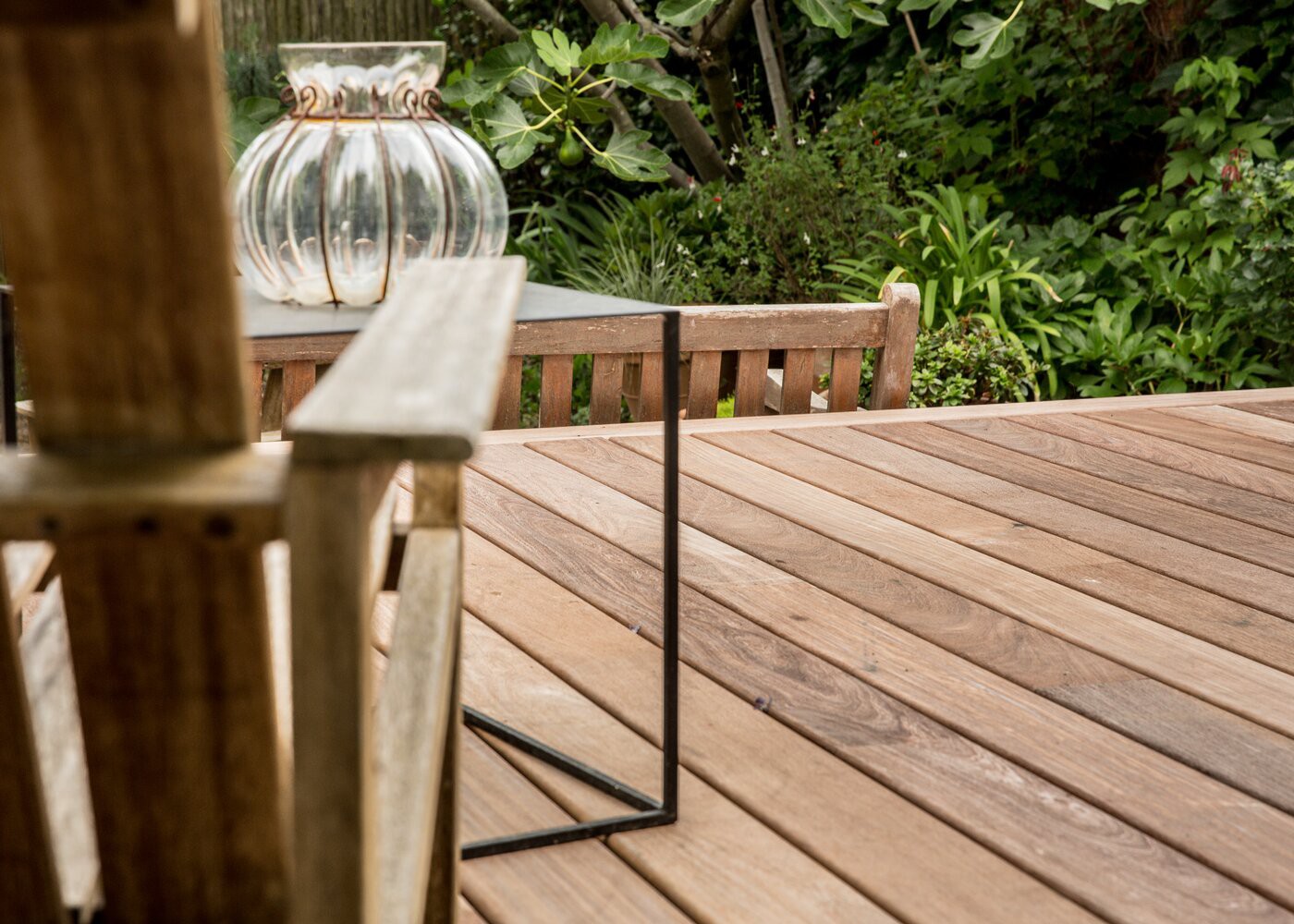 Lame de terrasse en Ipé choix courant rives arrondies fixation à visser 2 faces lisses 21x145x4550