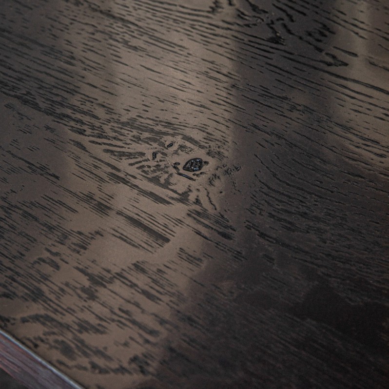 Plateau de table Elvis à partir de chêne avec noeuds - finition métal argenté - longueur max 2150mm